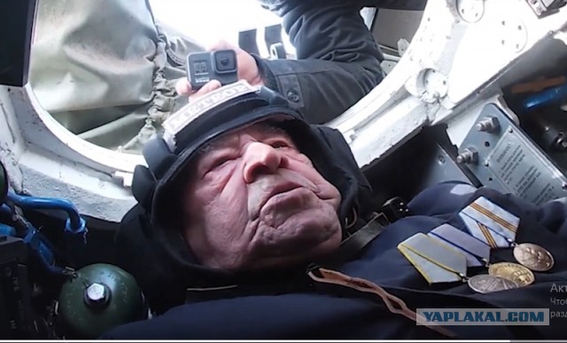 Ветеран войны из Башкирии проехал на танке по оренбургскому полигону