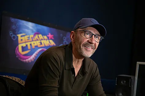 Лоза сравнил Шнурова с кабацким музыкантом и бомжом