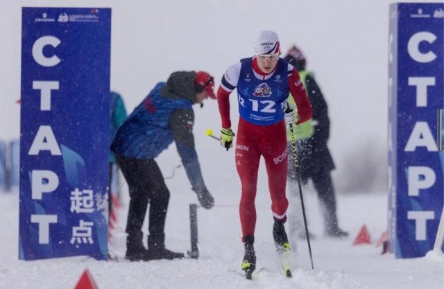 Восходящая звезда российского биатлона отдал мошенникам больше миллиона рублей.