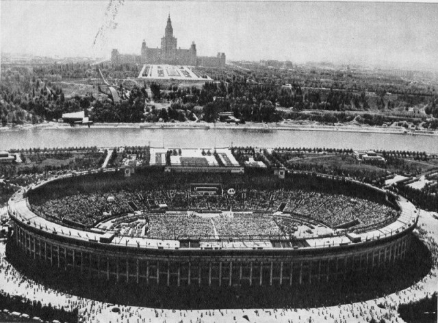 Москва и москвичи. Двадцатый век. 14.06.25