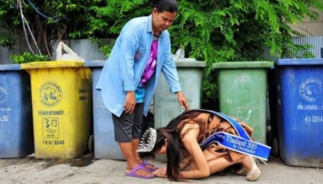 Королева красоты Таиланда поклонилась маме в ноги