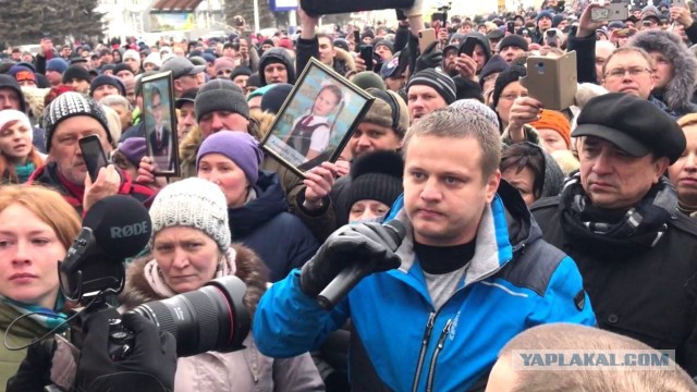 Потерявший семью на пожаре в Кемерове бизнесмен решил избираться в облдуму