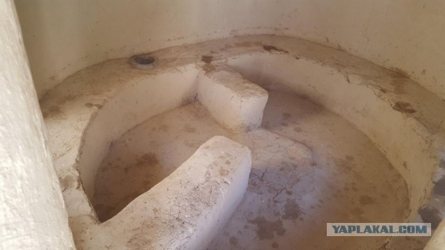 Древние поселения Хирокития и Тента