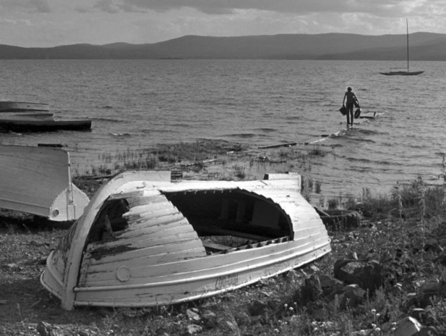 «Время было весёлое, обстановка творческая, люди открытые и дружные, на лавочке можно было всегда выпить вина»