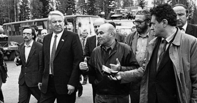«Срочно приезжай. Вовка умер!»
