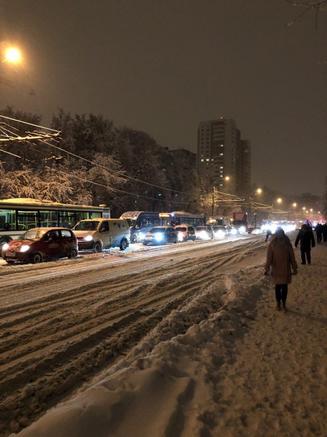 Снежный ад в Москве - большой фотоотчет