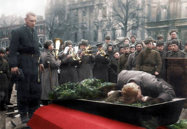 44 фото военных лет. 1941—1945