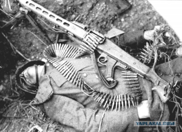 Пулемет и советский пулеметчик глазами немецкого фотографа