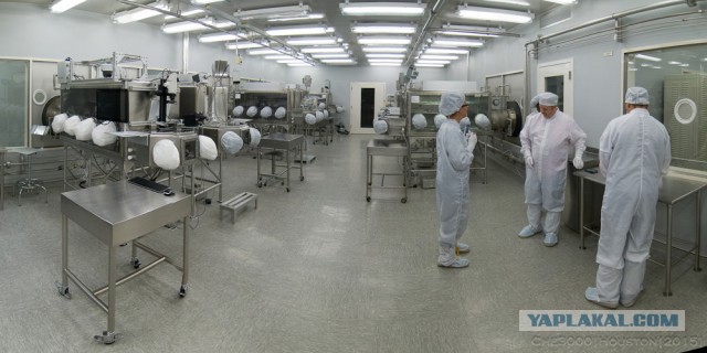 Образцы лунного грунта подделать невозможно, заявили в РАН