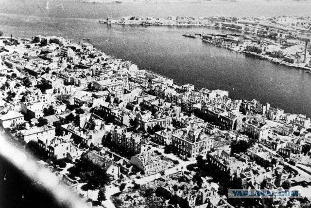 Подборка фотографий штурма советскими войсками города-крепости Кёнигсберга
