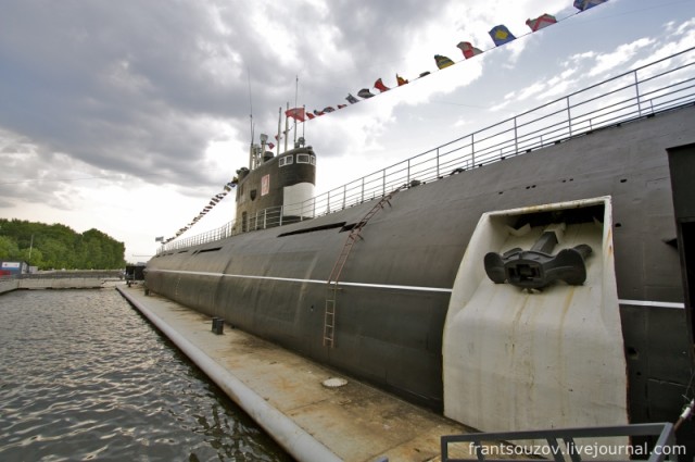 Подводная лодка Б-396