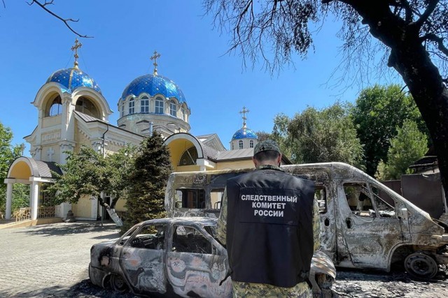 "Нападение планировалось около месяца". Как продвигается расследование терактов в Дагестане и что вспоминают о них очевидцы