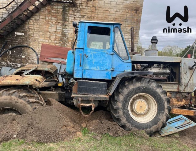 А тракторист то не настоящий (с)