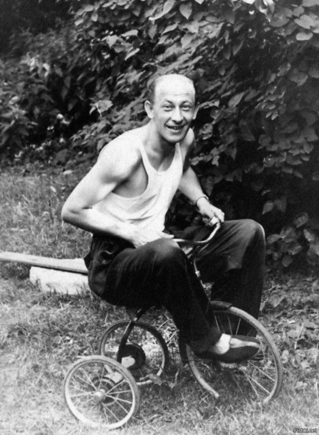 Интересные снимки известных людей 03.03.26