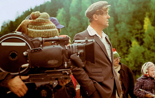 Почему Владимир Меньшов снял "Любовь и голуби"