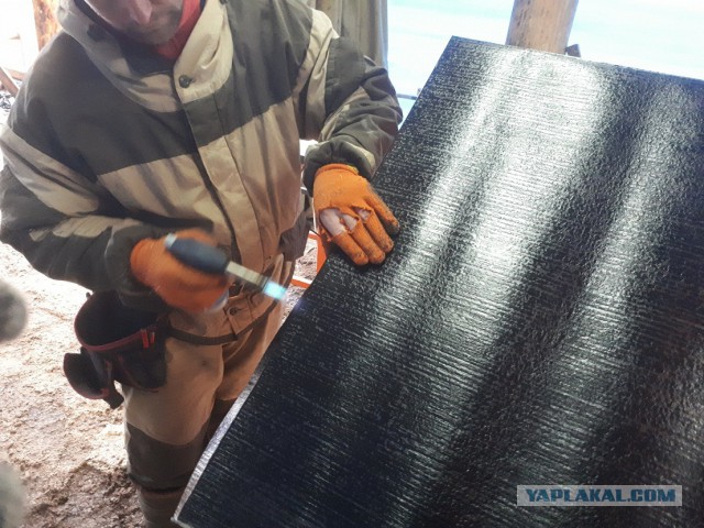 Как мы с другом собачью будку запилили..