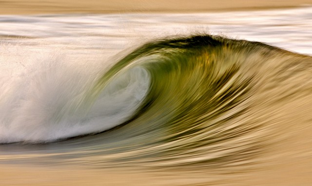 Волны...