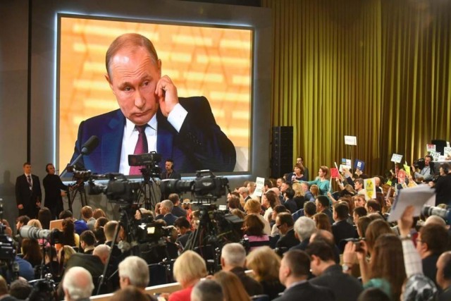 Рейтинг Путина в апреле поставил новый антирекорд