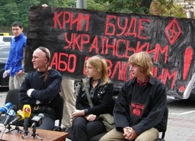 Поставка  Соединенными Штатами Украине РСЗО, которые бьют на 300 км, это уже даже не карибский кризис, а по сути развязывание Третьей Мировой.