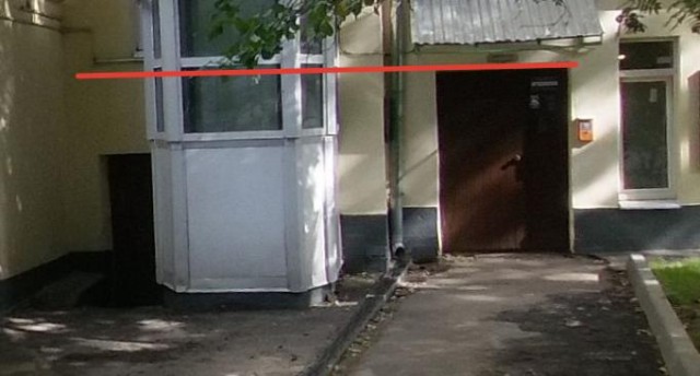 На Студенческой москвич выкупил подъезд дома и закрыл его для жильцов
