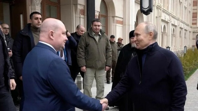 Песков опроверг слухи о проблемах со здоровьем президента Путина