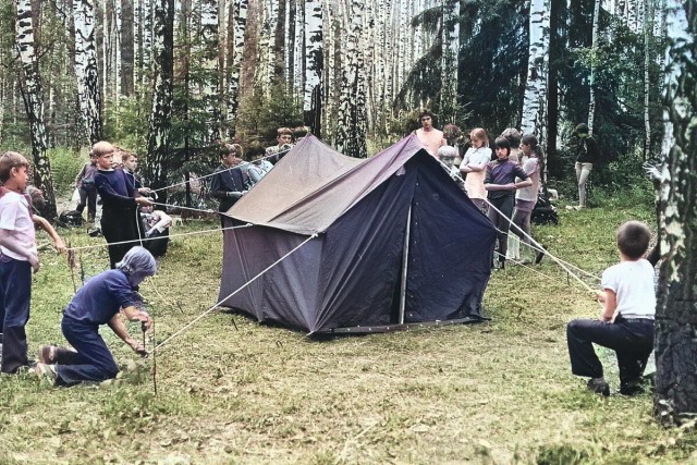 Советские люди в 1950 - 60-х годах. Часть вторая.