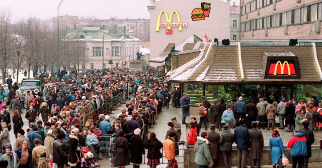 Шляюсь по Москве (мрачное утро).