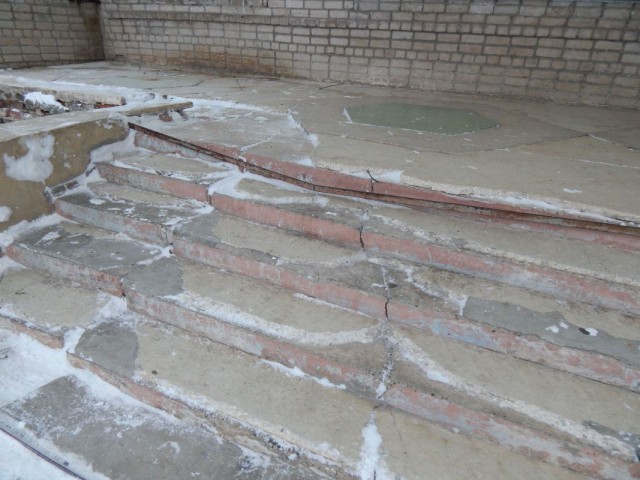 Школы, опасные для жизни