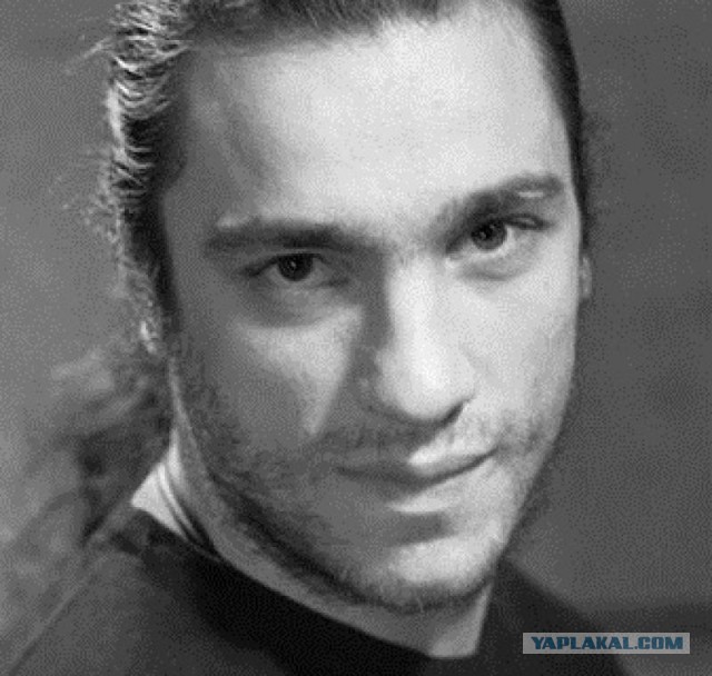 Фото актеров и музыкантов, из которых харизма плещет через край