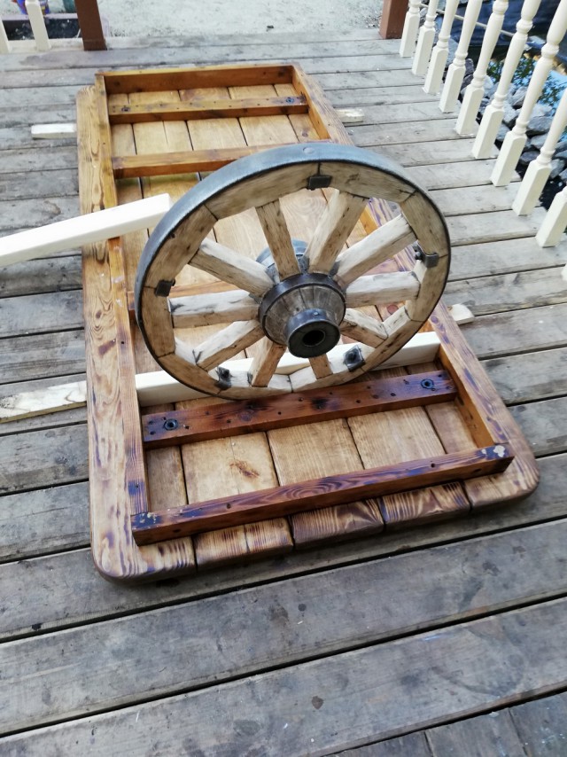 Стол Ильи Муромца