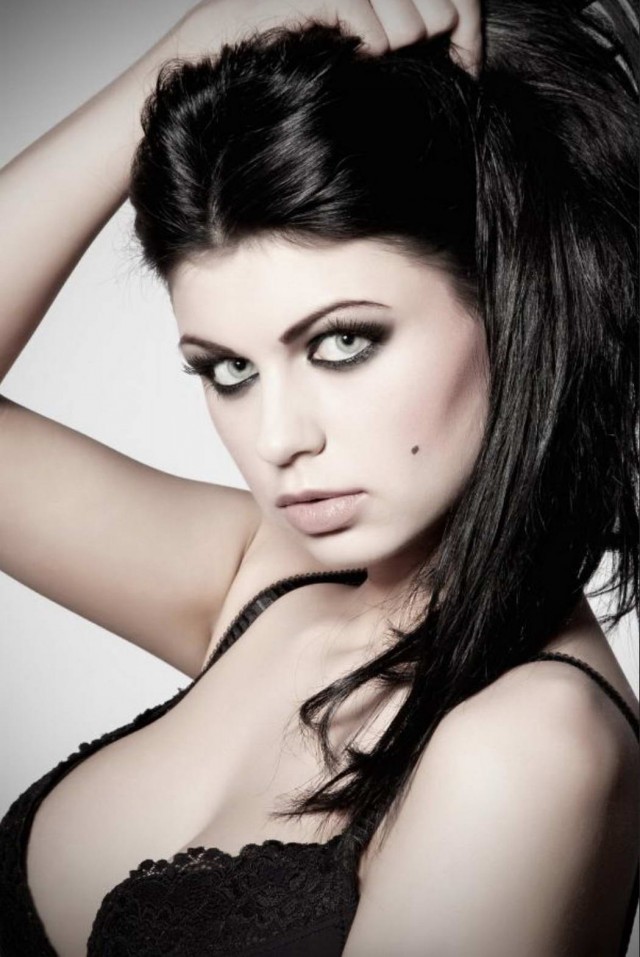 Прекрасная половина человечества (Vol.73) В черном