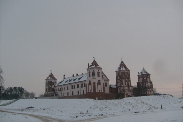Замки.  Быт рыцарей