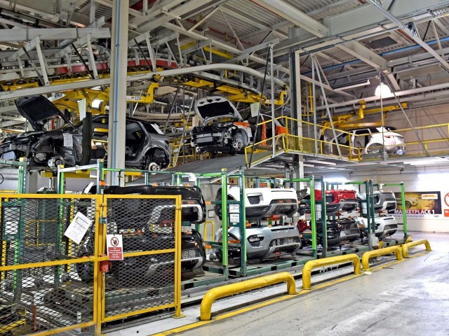 Экскурсия по заводу Land Rover