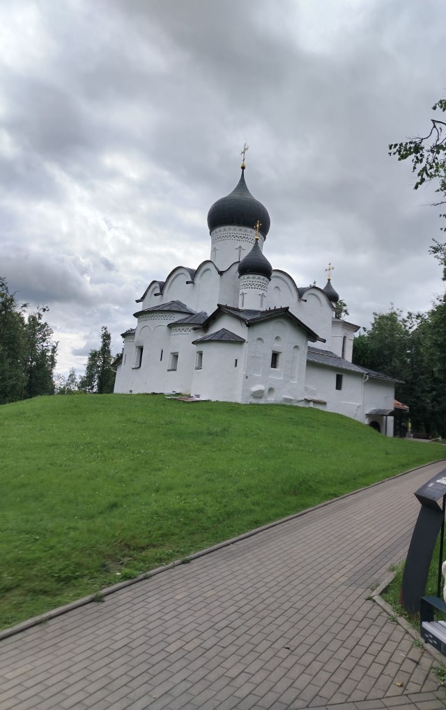 Путешествие в Псков