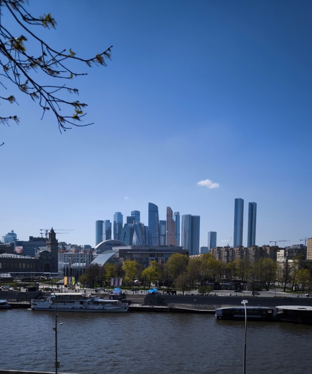 Шляюсь по  Москве