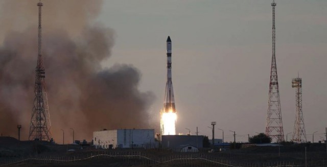Полетели в космос