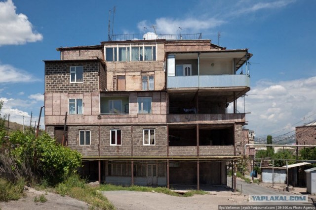И однокомнатная превращается...
