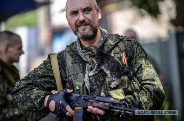 Когда просят сделать непринужденную позу на фото