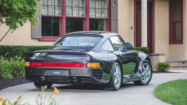 Как Билл Гейтс изменил закон, чтобы ездить на Porsche 959!