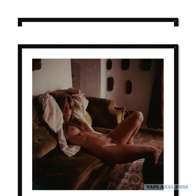 «Play and replay» — реклама видеомагнитофона Akai VTS–100S в журнале «Penthouse», декабрь 1971