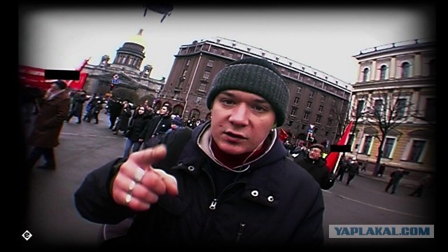 Рэп-рок-группа «Кирпичи» под управлением Васи Васина сегодня отмечает свой 37-й день рождения