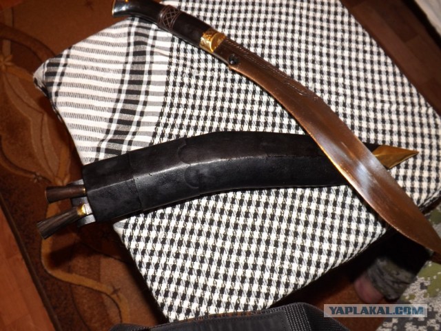 Навеяло ножевой тематикой на ЯПе