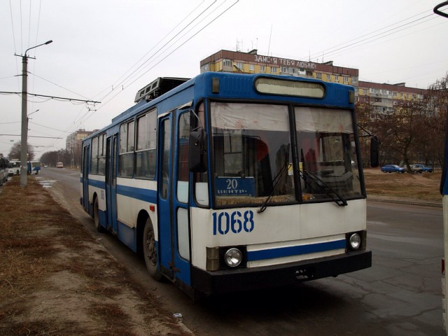 Игра на ЯПе: Угадай АВТО-9