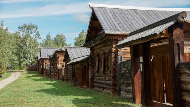 А в моих ботинках до сих пор байкальский песок…