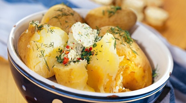 Белорусы поделились способом приготовления картошки по-деревенски вкуснее, чем в фастфуде