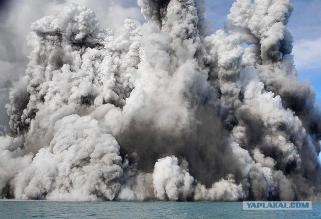 Извержение подводного вулкана (12 фото)