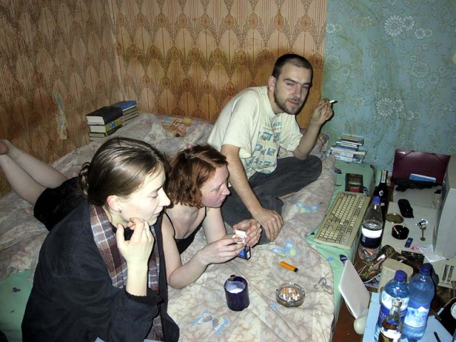 В Пензе учитель информатики настолько разгорячился, что отправил фото своего члена в чат с ученицами
