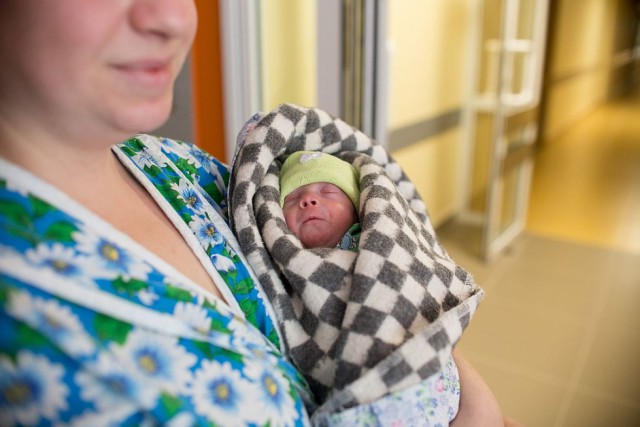 Женщина родила четверню в Санкт-Петербурге впервые за 50 лет. Роды принимала медицинская бригада более 20 человек