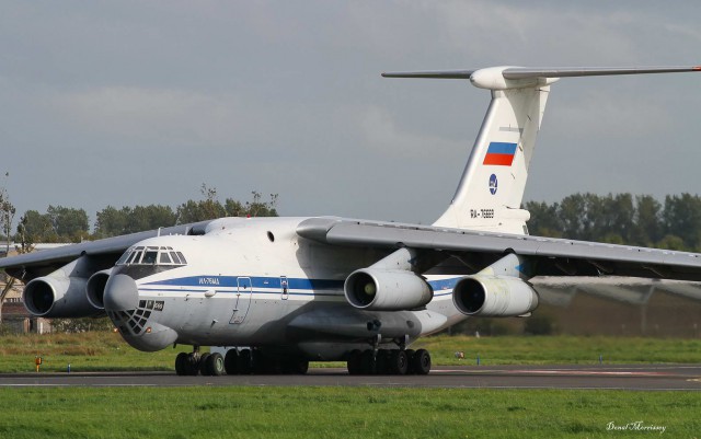 Самолет Путина приземлился в аэропорту Кемерово