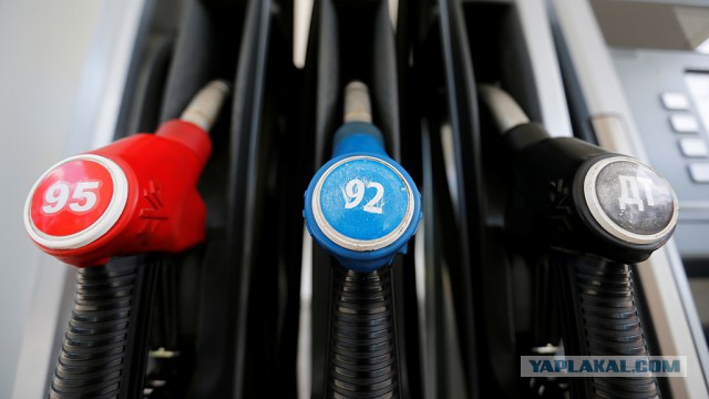 Нефтяники больше не хотят сдерживать рост цен на бензин